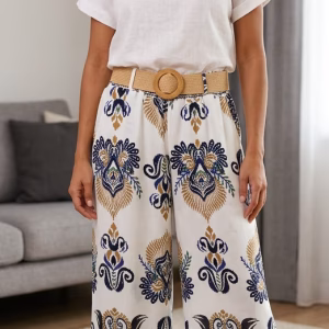 Pantalón con cinturón